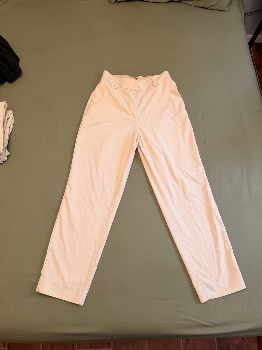 H&M Light Cream Women’s Ankle Pants